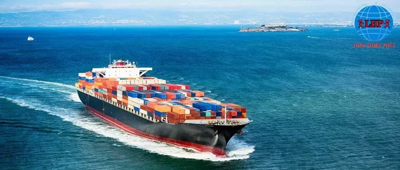 Vận chuyển bằng đường thủy nhanh chóng và tiện lợi