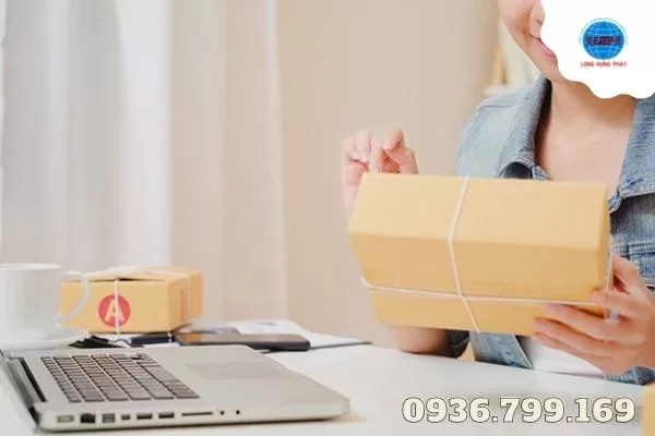 gửi hàng đi đài loan qua viettel post 